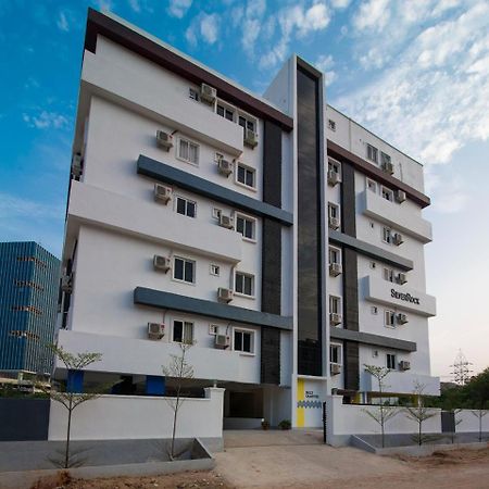 فندق حيدر أبادفي  Buzz Quarter المظهر الخارجي الصورة